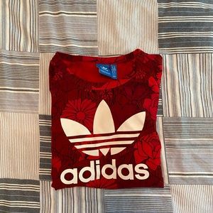 Cropped adidas longsleeve!